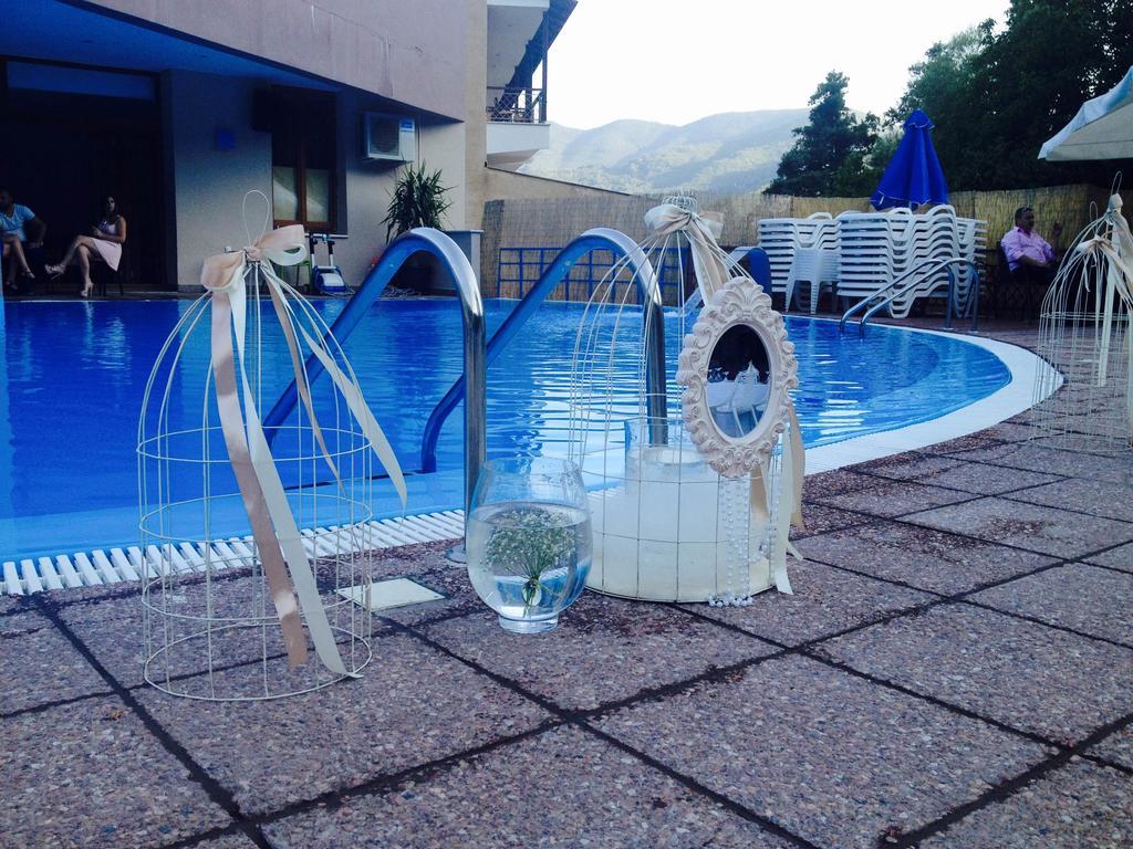 Hotel Veltsi فلورينا المظهر الخارجي الصورة